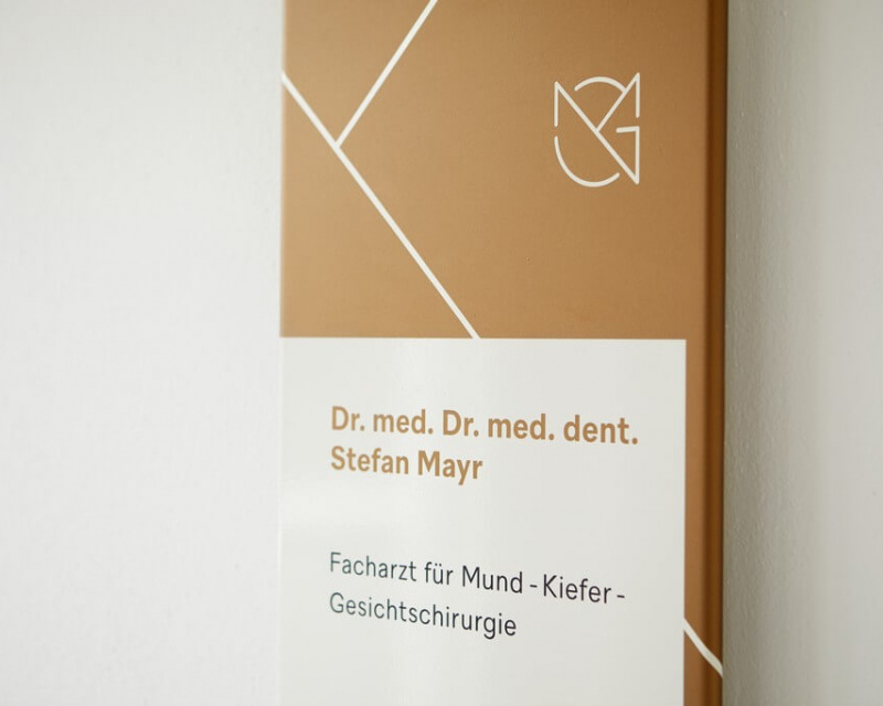 MKG Augsburg am Vincentinum - Dr. Dr. Stefan Mayr